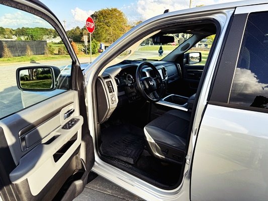 2018 RAM 1500 SLT photo