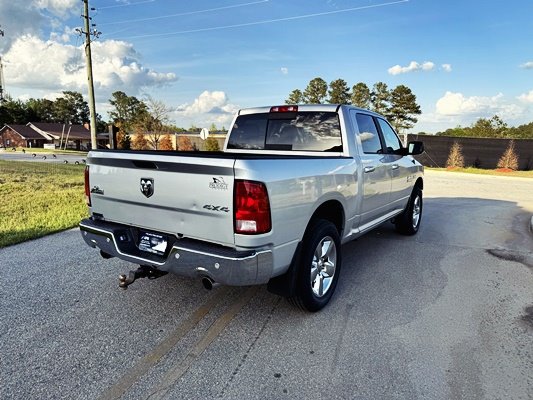 2018 RAM 1500 SLT photo