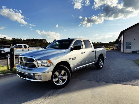 2018 RAM 1500 SLT photo