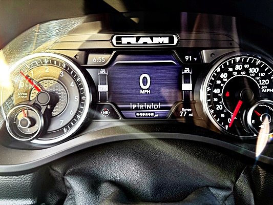 2019 RAM 1500 BIG Horn photo