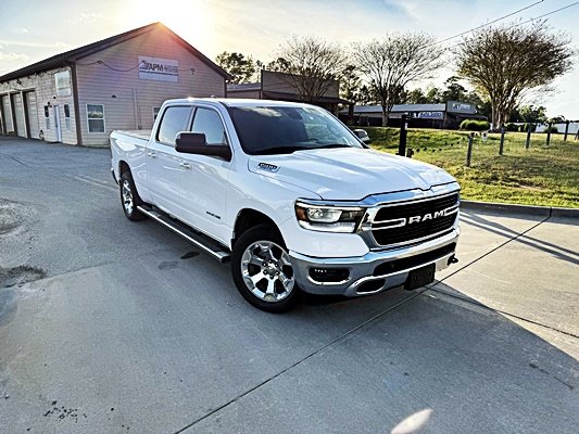2019 RAM 1500 BIG Horn photo