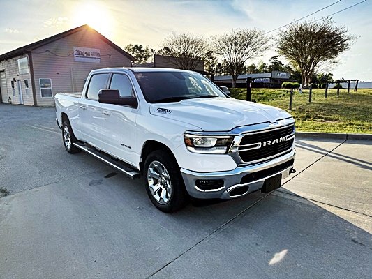 2019 RAM 1500 BIG Horn photo