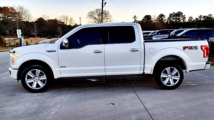2015 Ford F150 Platinum photo