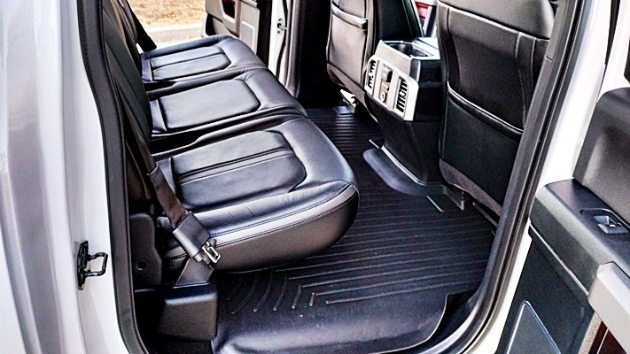 2015 Ford F150 Platinum photo