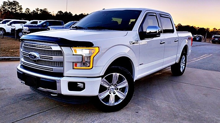 2015 Ford F150 Platinum photo
