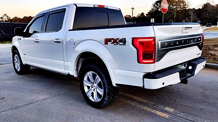 2015 Ford F150 Platinum photo