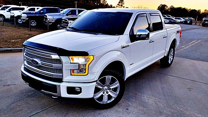 2015 Ford F150 Platinum photo