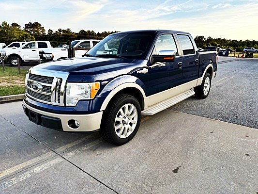 2010 Ford F-150 XLT photo