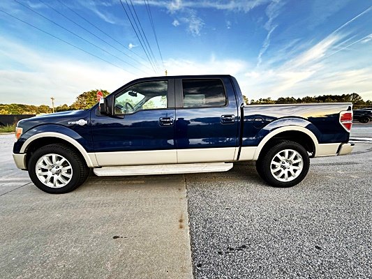 2010 Ford F-150 XLT photo