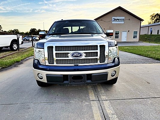 2010 Ford F-150 XLT photo