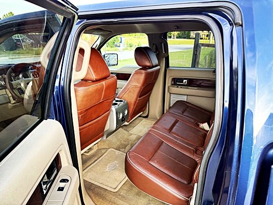 2010 Ford F-150 XLT photo