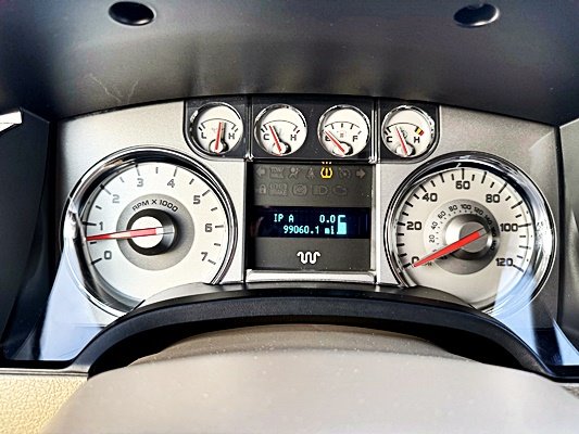 2010 Ford F-150 XLT photo