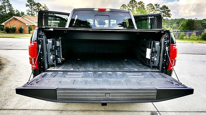 2015 Ford F150 - $16,995