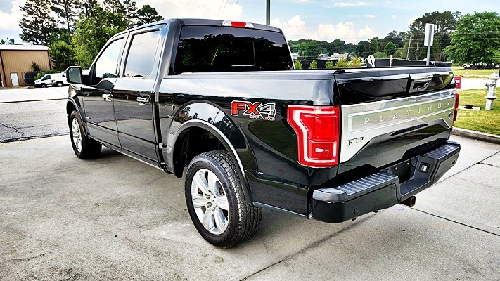 2015 Ford F150 - $16,995