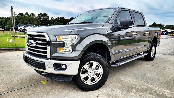 2015 Ford F150 - $14,995