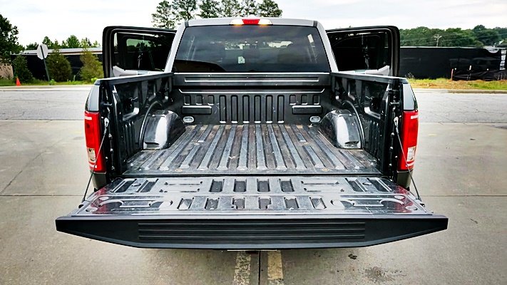 2015 Ford F150 - $14,995