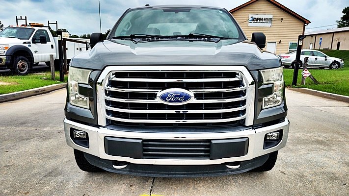 2015 Ford F150 - $14,995