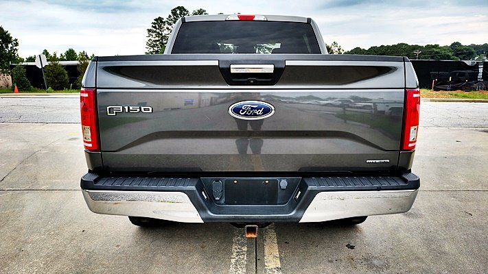 2015 Ford F150 - $14,995