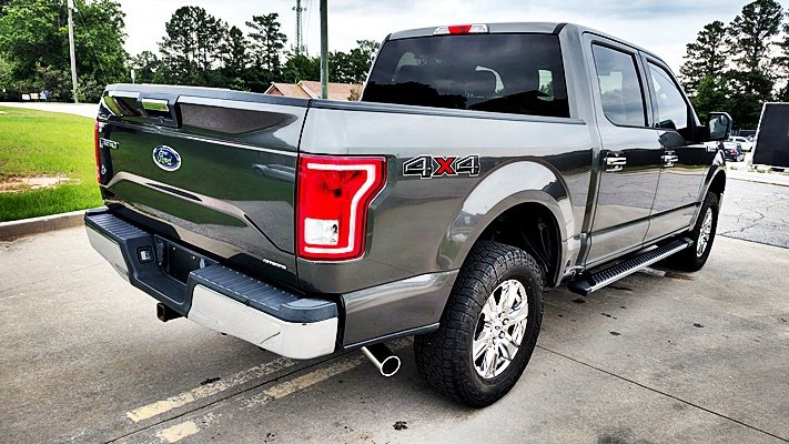 2015 Ford F150 - $14,995