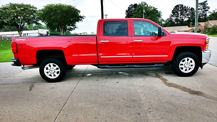 2015 Chevrolet Silverado 2500 - $24,995