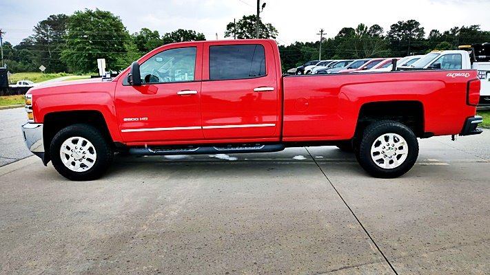 2015 Chevrolet Silverado 2500 - $24,995