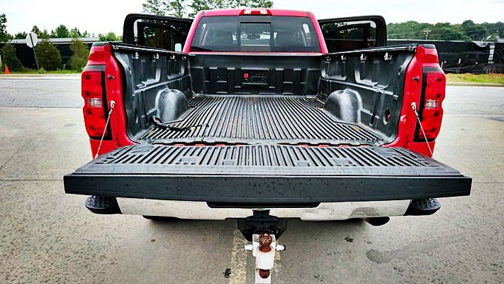 2015 Chevrolet Silverado 2500 - $24,995