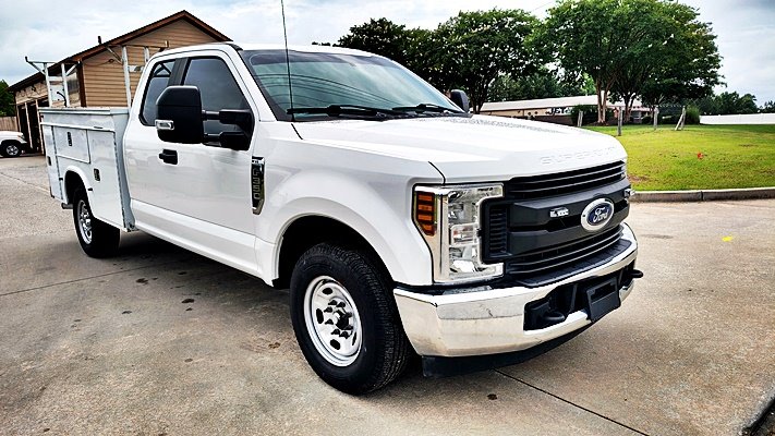 2019 Ford F-350 - $19,995