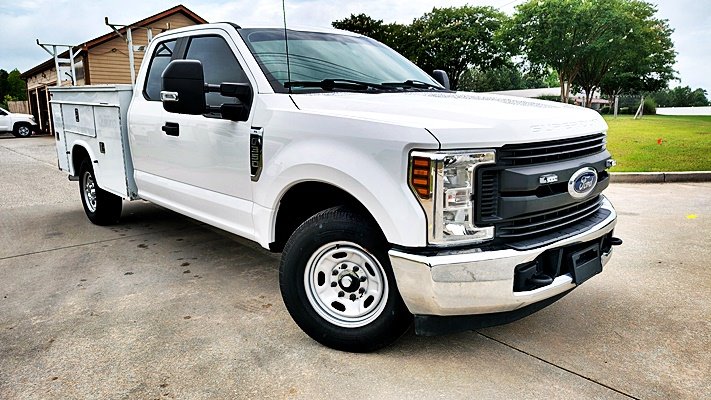 2019 Ford F-350 - $19,995
