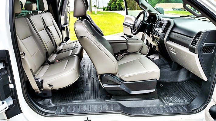 2019 Ford F-350 - $19,995