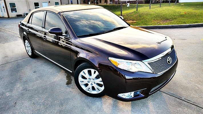 2011 Toyota Avalon - $14,995