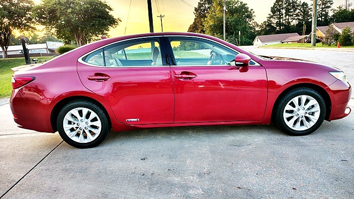 2013 Lexus ES - $7,995
