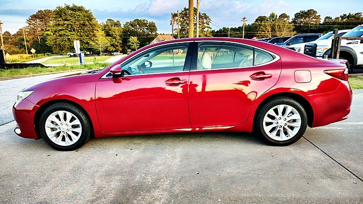 2013 Lexus ES - $7,995