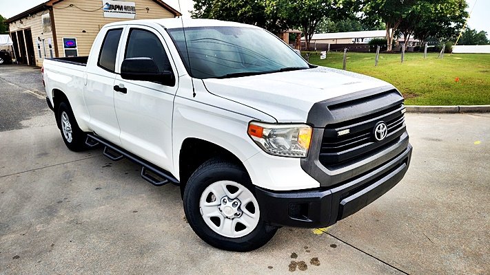 2017 Toyota Tundra - $17,995
