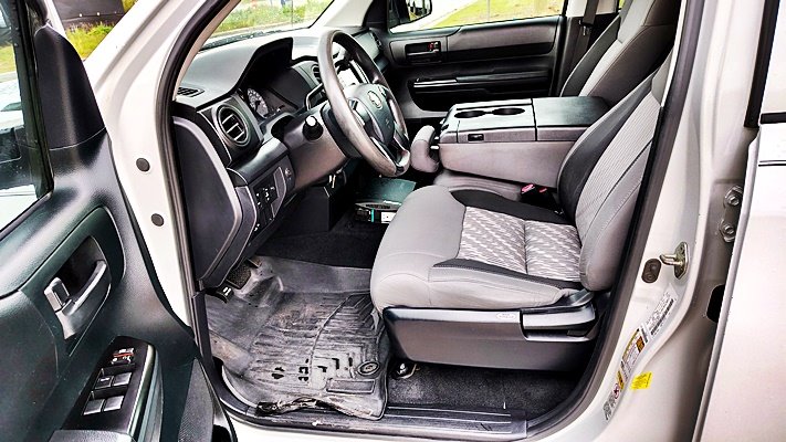2017 Toyota Tundra - $17,995