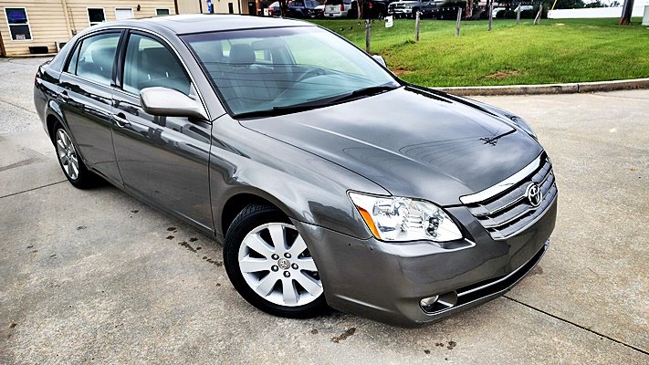 2006 Toyota Avalon - $7,995