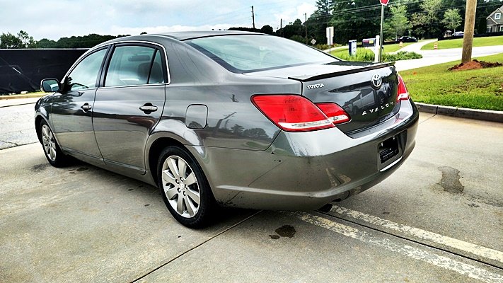 2006 Toyota Avalon - $7,995
