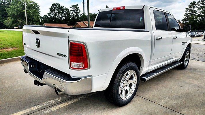 2017 Ram 1500 - $15,995