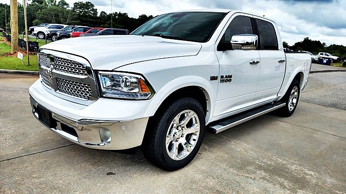 2017 Ram 1500 - $15,995