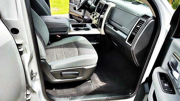 2018 Ram 1500 - $13,995