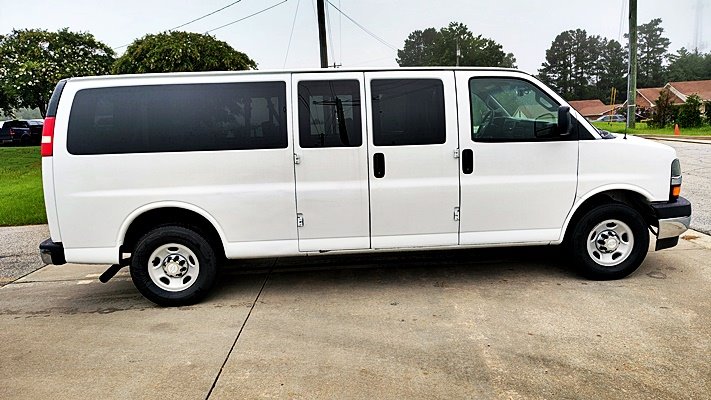 2018 Chevrolet Express - $16,995