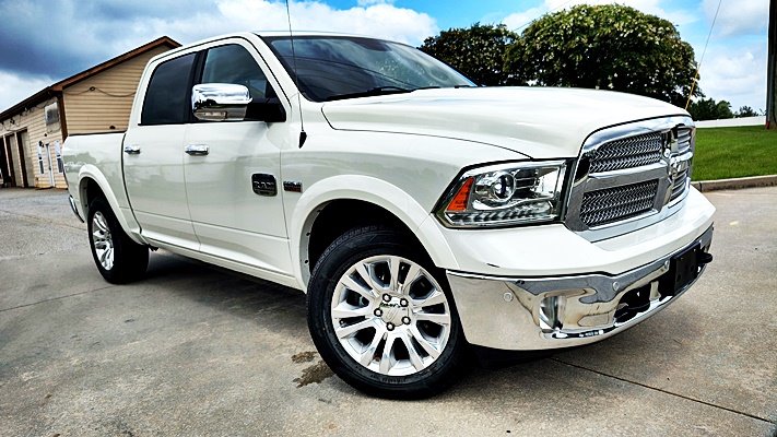 2017 Ram 1500 - $15,995