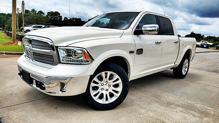 2017 Ram 1500 - $15,995