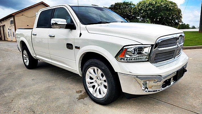 2017 Ram 1500 - $15,995
