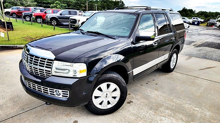 2014 Lincoln Navigator - $8,995