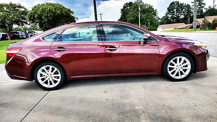 2013 Toyota Avalon - $9,995