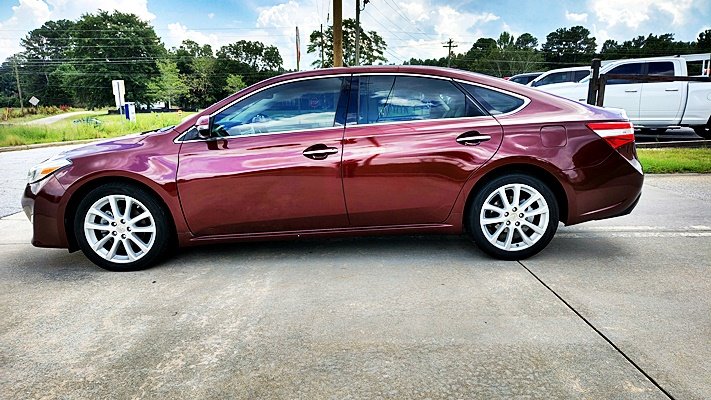 2013 Toyota Avalon - $9,995