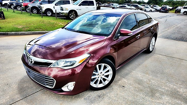 2013 Toyota Avalon - $9,995