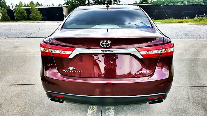 2013 Toyota Avalon - $9,995