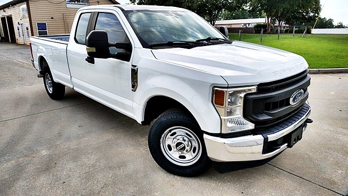 2022 Ford F-350 - $21,995