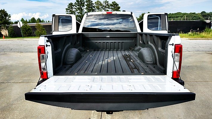 2022 Ford F-350 - $21,995